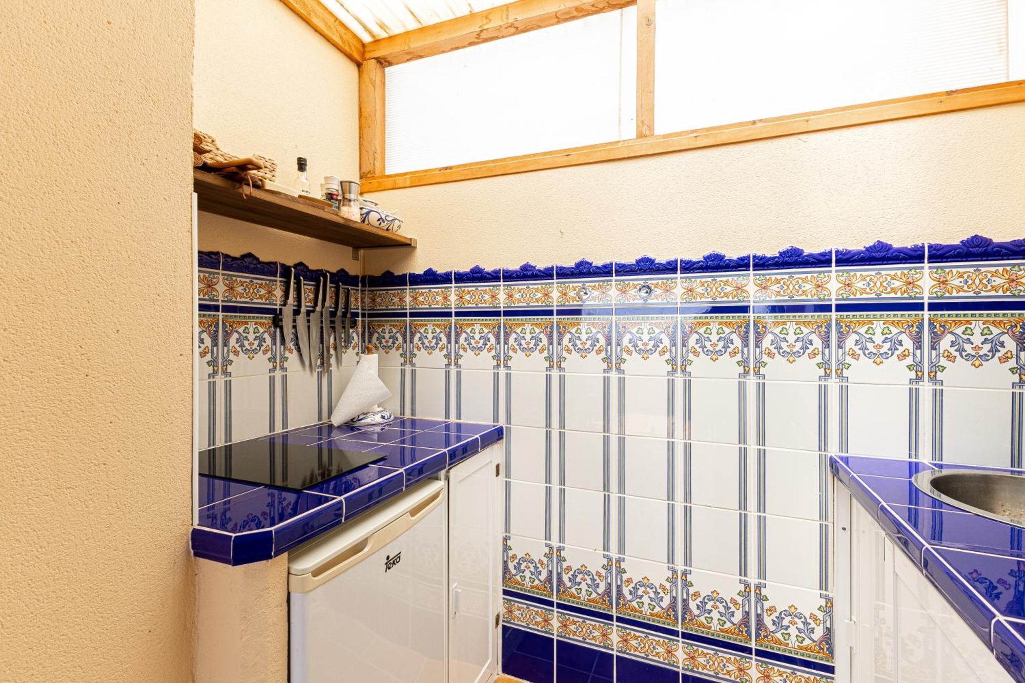 Apartment 3 Bedroom With Private Rooftop Terrace *