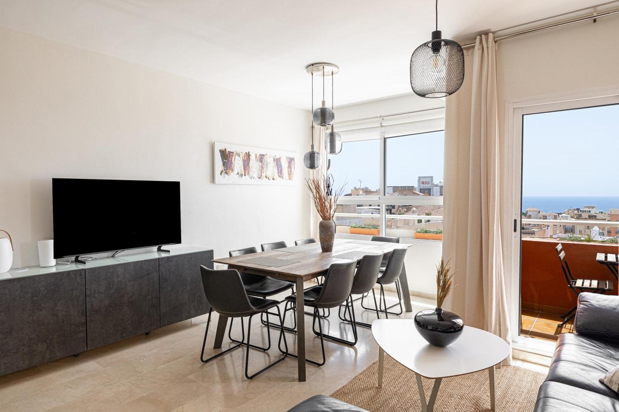 Apartment 3 Bedroom With Private Rooftop Terrace Nerja