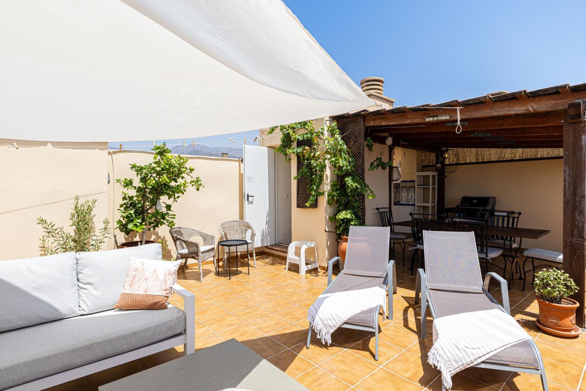 3 Bedroom With Private Rooftop Terrace Apartment